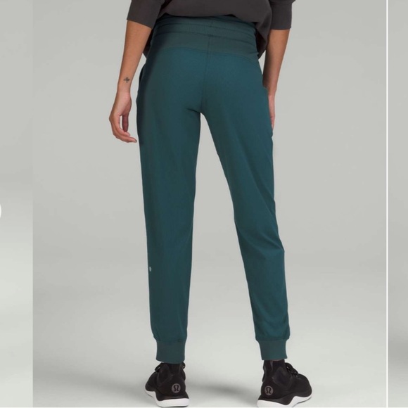Lululemon Dance Studio Mid Rise Jogger Full Length Green Jasper Sz. 4 - Picture 3 of 6